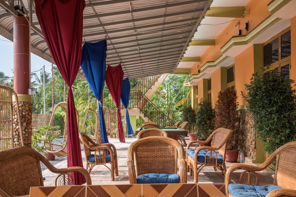 Nomads Guesthouse Kampot Buitenkant foto