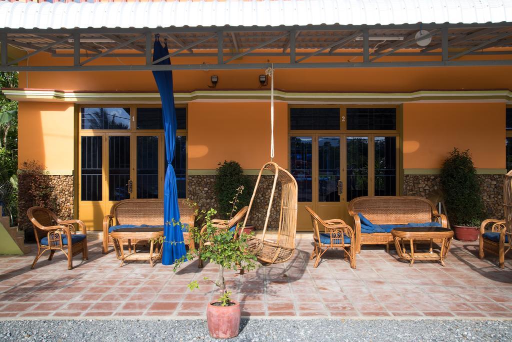 Nomads Guesthouse Kampot Buitenkant foto
